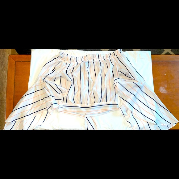 Rue 21 striped crop top. Size medium - Picture 1 of 2